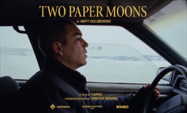 Image fixe de Matt Holubowski - Two Paper Moons